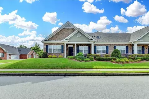 3411 Lindenridge Dr, Buford, GA 30519