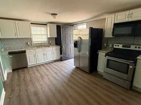 5715 Harding Dr, Mableton, GA 30126