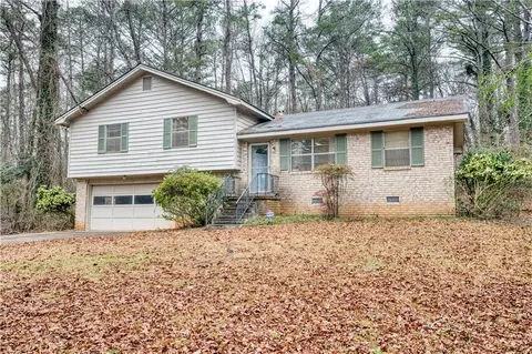 6100 Mincey Rd, Stone Mountain, GA 30087