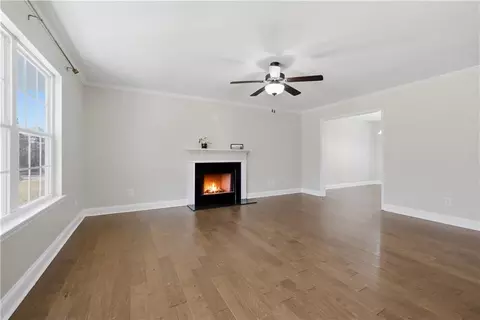 Living - 3930 Mabery Rd, Gainesville, GA 30507 photo 1 of 3