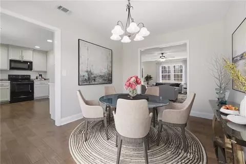Dining - 3930 Mabery Rd, Gainesville, GA 30507 photo 1 of 1