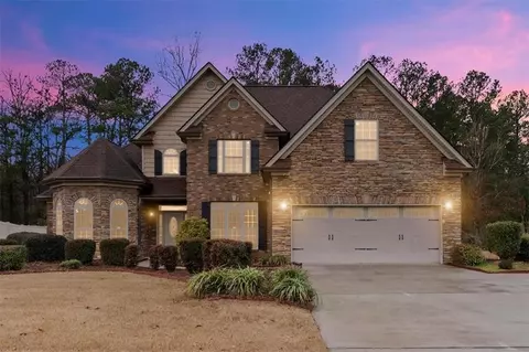 197 Berrywood Ct, Mcdonough, GA 30253