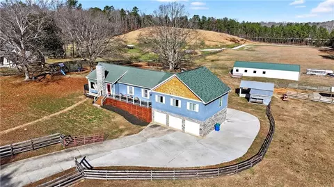 3083 Old Jonesboro Rd, Fairburn, GA 30213