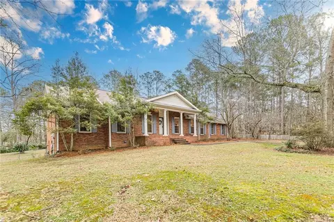 9996 Walden Dr, Jonesboro, GA 30238