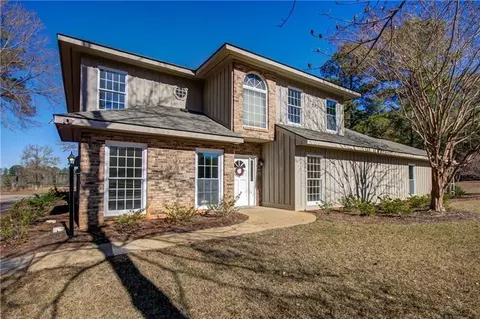 Exterior - 142 Carr Rd, Lagrange, GA 30241 photo 3 of 36