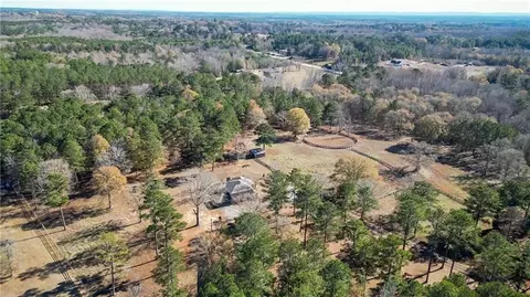 View/Area - 142 Carr Rd, Lagrange, GA 30241 photo 2 of 4