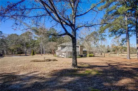 Exterior - 142 Carr Rd, Lagrange, GA 30241 photo 23 of 36