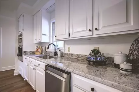 Kitchen - 142 Carr Rd, Lagrange, GA 30241 photo 6 of 6