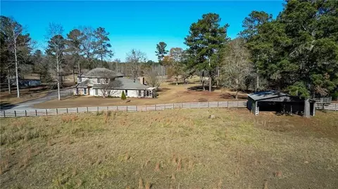 Exterior - 142 Carr Rd, Lagrange, GA 30241 photo 35 of 36