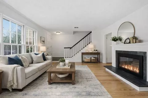 2474 Northlake Ct, Atlanta, GA 30345