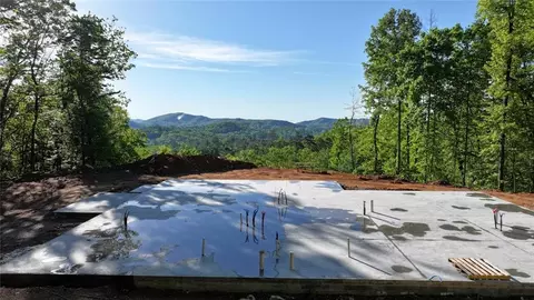 488 Northridge Dr, Tiger, GA 30576