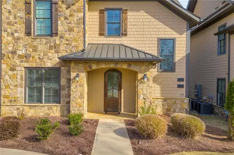Exterior - 17 Cottage Ln, Toccoa, GA 30577 photo 6 of 11