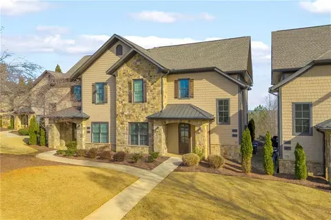 Exterior - 17 Cottage Ln, Toccoa, GA 30577 photo 4 of 11