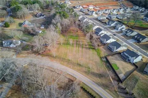 0 Maddox Rd, Hoschton, GA 30548