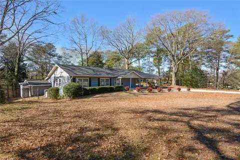 Exterior - 3206 Laventure Dr, Chamblee, GA 30341 photo 7 of 9