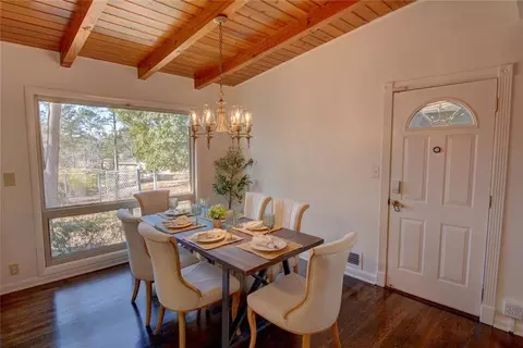 Dining - 3206 Laventure Dr, Chamblee, GA 30341 photo 2 of 6