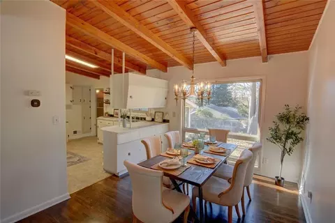 Dining - 3206 Laventure Dr, Chamblee, GA 30341 photo 4 of 6