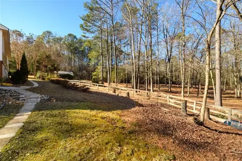 Exterior - 255 Bob Holman Rd, Athens, GA 30607 photo 11 of 18
