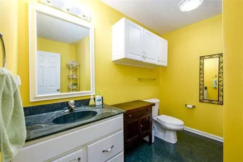 Bath - 255 Bob Holman Rd, Athens, GA 30607 photo 1 of 3