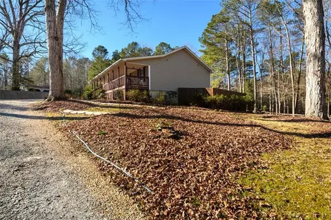 Exterior - 255 Bob Holman Rd, Athens, GA 30607 photo 2 of 18