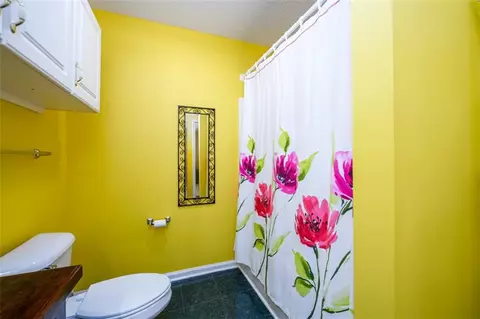 Bath - 255 Bob Holman Rd, Athens, GA 30607 photo 2 of 3