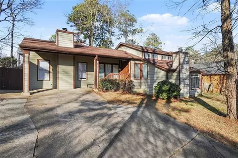 6700 Live Oak Ln, Douglasville, GA 30135