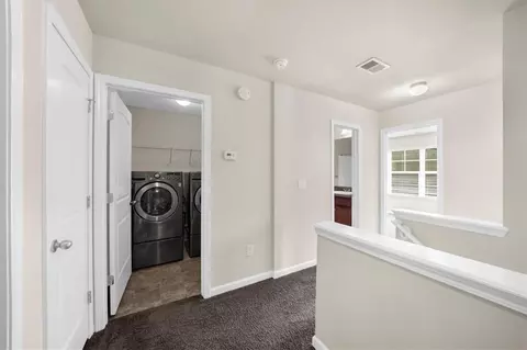 Entry Way - 27 Longleaf Cir, Fairburn, GA 30213 photo 3 of 6