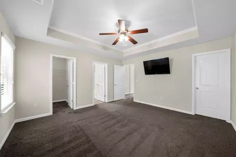 Entry Way - 27 Longleaf Cir, Fairburn, GA 30213 photo 5 of 6