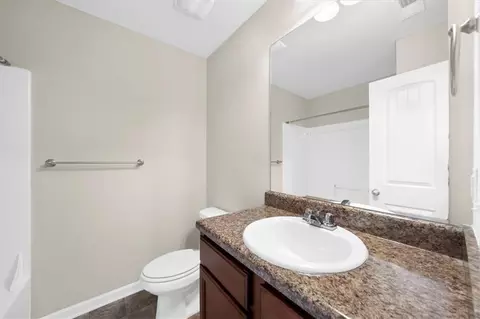 Bath - 27 Longleaf Cir, Fairburn, GA 30213 photo 3 of 3