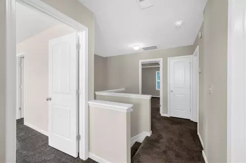 Entry Way - 27 Longleaf Cir, Fairburn, GA 30213 photo 4 of 6