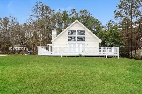 2536 Lakeshore Dr NE, Conyers, GA 30012