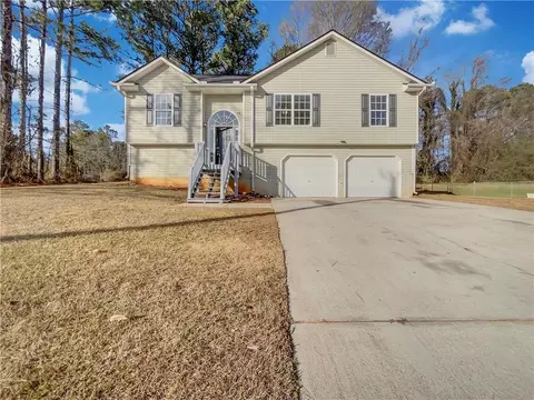 35 Grove Ln, Temple, GA 30179