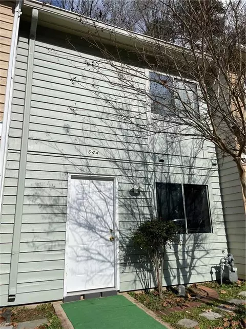 544 Northridge Crossing Dr, Atlanta, GA 30350