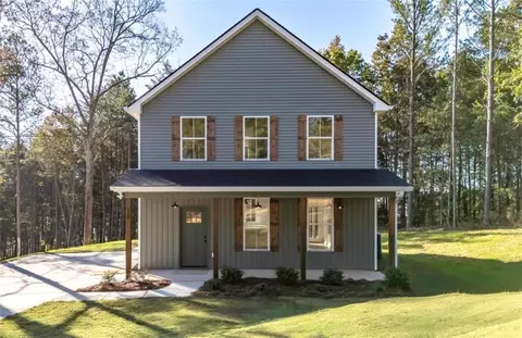 110 Mulberry Ln, Lindale, GA 30147