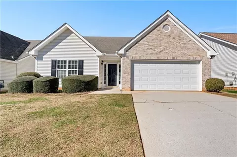160 Charleston Pl, Covington, GA 30016