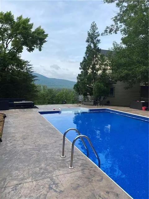 Exterior - 459 E Valley Rd NE, Rydal, GA 30171 photo 2 of 14