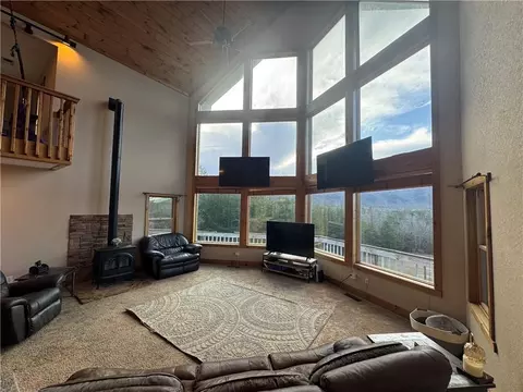 Living - 459 E Valley Rd NE, Rydal, GA 30171 photo 4 of 7