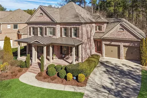 2878 Hidden Falls Dr, Buford, GA 30519