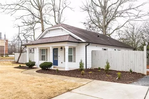 1490 Darnell Rd SE, Marietta, GA 30060