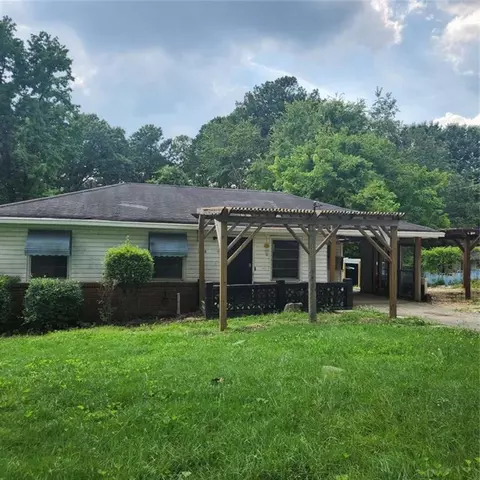 1636 NW Bridgeport Dr NW, Atlanta, GA 30318