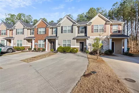 2505 Piering Dr, Lithonia, GA 30038