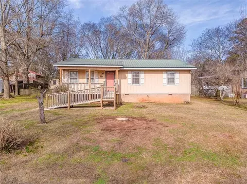 42 E Georgia Ave, Emerson, GA 30137