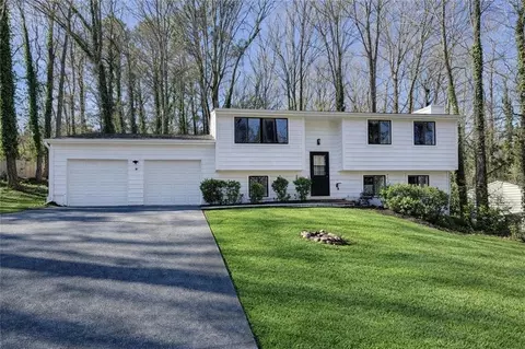 1018 Martin Rd, Stone Mountain, GA 30088