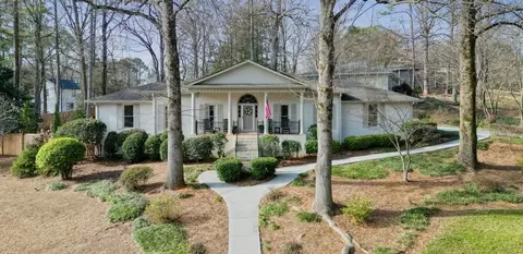 1260 Land O Lakes Dr, Roswell, GA 30075