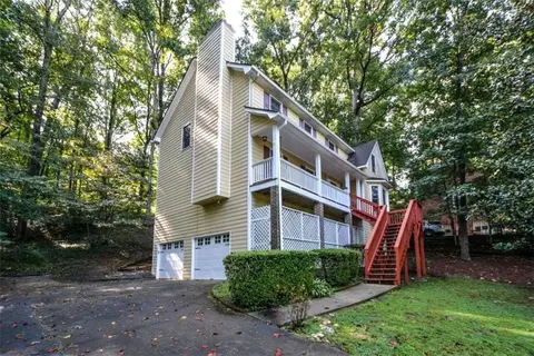 591 Wentworth Dr, Acworth, GA 30102