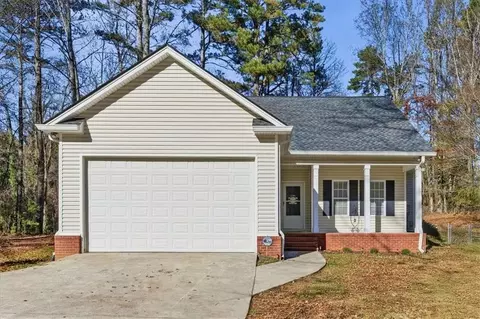 1122 Whispering Hills Dr, Bremen, GA 30110