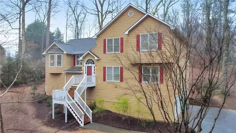 604 Stoney Creek Rd, Woodstock, GA 30188