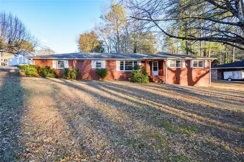 1489 Thunderwood Ln SW, Mableton, GA 30126
