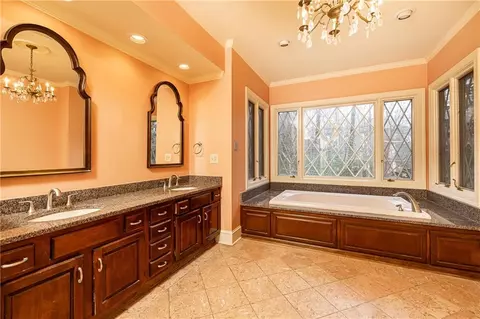 Bath - 4457 Ridgegate Dr, Peachtree Corners, GA 30097 photo 2 of 6