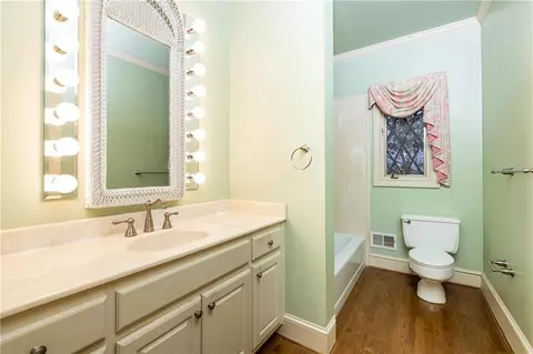 Bath - 4457 Ridgegate Dr, Peachtree Corners, GA 30097 photo 3 of 6